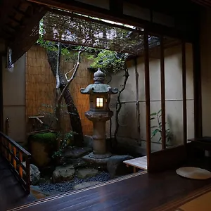 Itoya Hostal